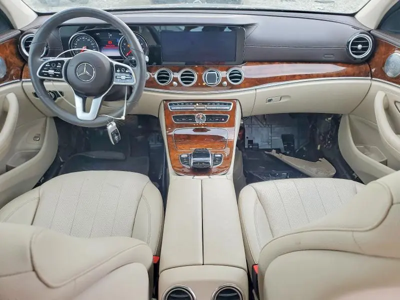 2019 MERCEDES-BENZ E 300 4MATIC  