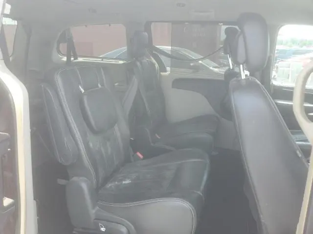 2011 CHRYSLER TOWN & COUNTRY TOURING L  