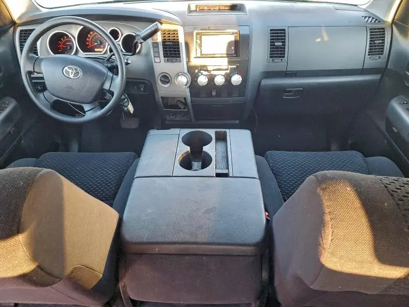 2011 TOYOTA TUNDRA CREWMAX SR5  