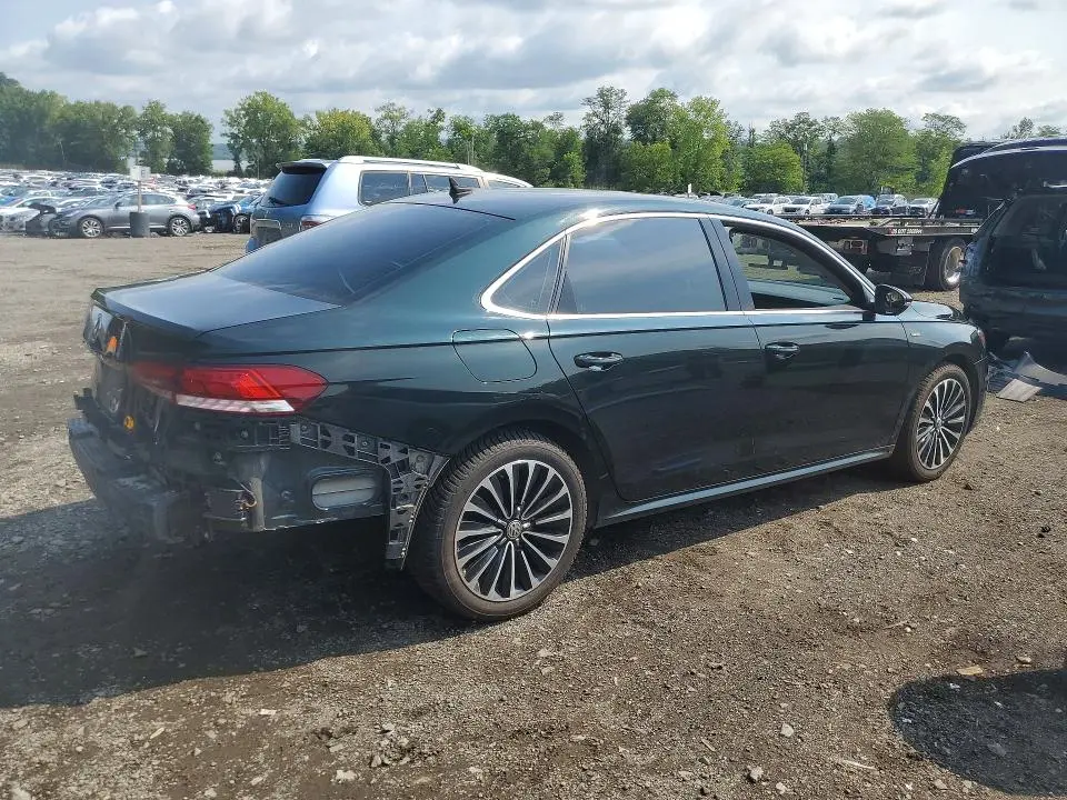 2022 VOLKSWAGEN PASSAT LIMITED EDITION  