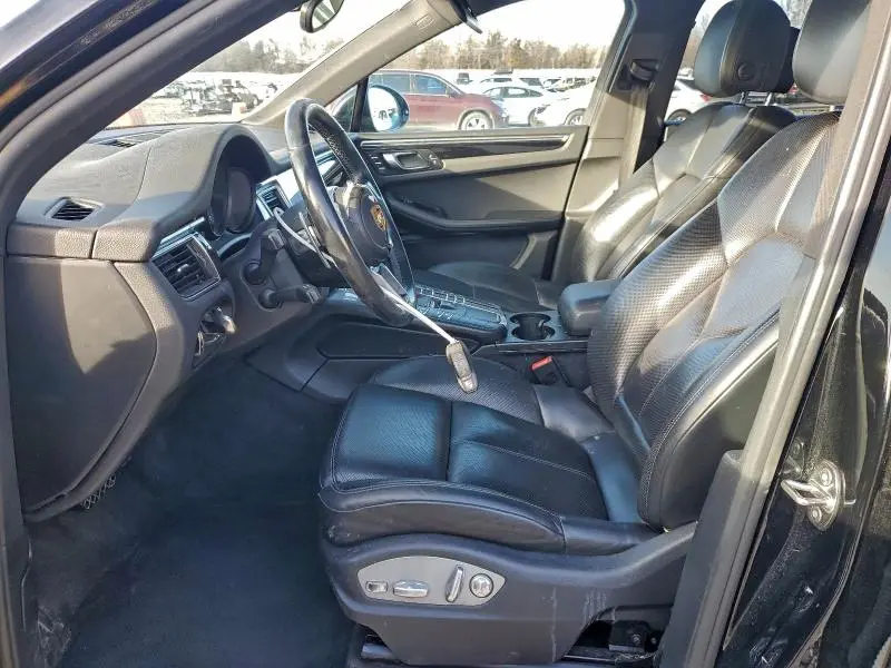 2017 PORSCHE MACAN S  