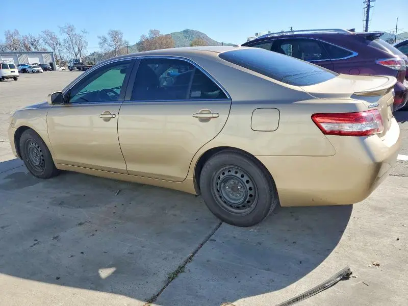 2010 TOYOTA CAMRY BASE  