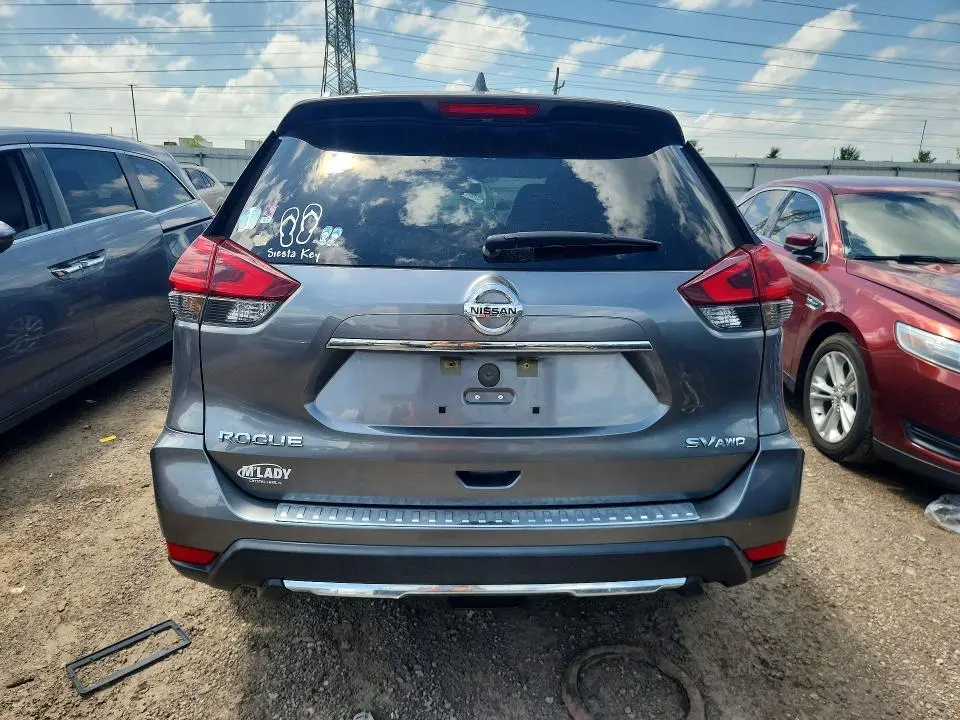 2018 NISSAN ROGUE SV  