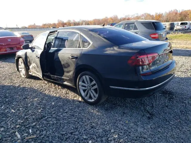 2017 VOLKSWAGEN PASSAT SE  