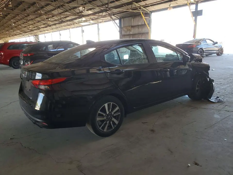 2024 NISSAN VERSA SV  