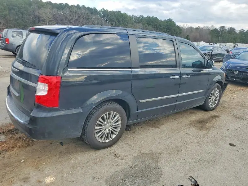 2013 CHRYSLER TOWN & COUNTRY TOURING L  