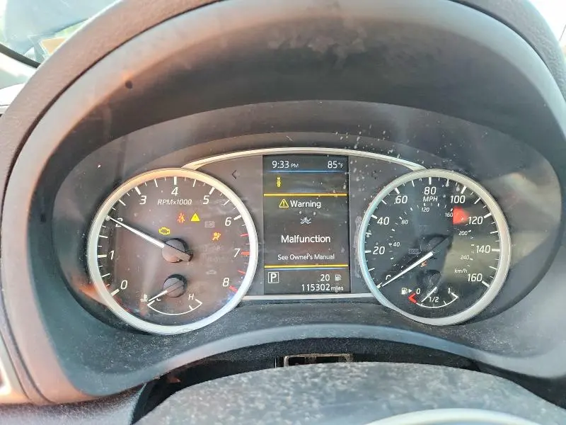 2019 NISSAN SENTRA SR  