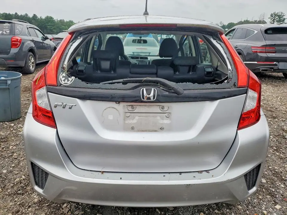 2015 HONDA FIT LX  