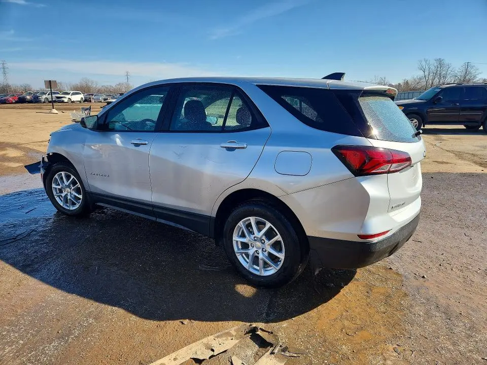 2022 CHEVROLET EQUINOX LS  