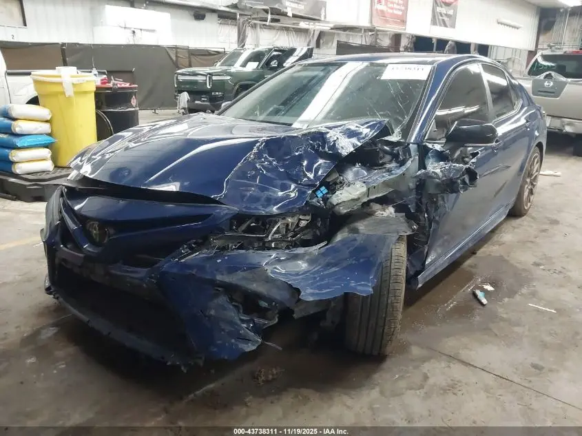 2023 TOYOTA CAMRY SE NIGHTSHADE EDITION