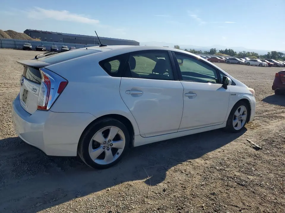 2013 TOYOTA PRIUS FIVE  