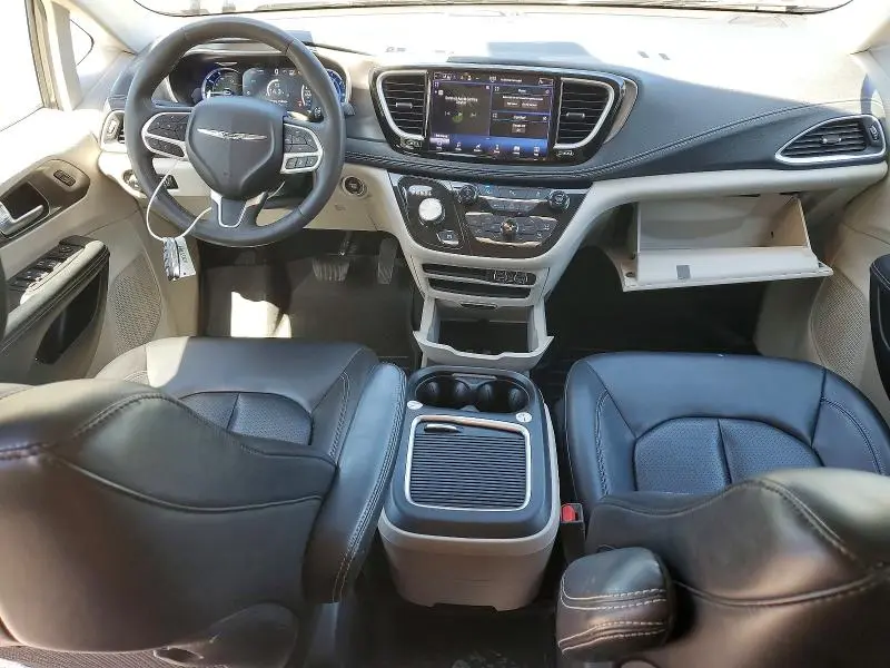 2023 CHRYSLER PACIFICA HYBRID TOURING L  