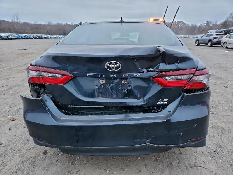 2021 TOYOTA CAMRY LE  