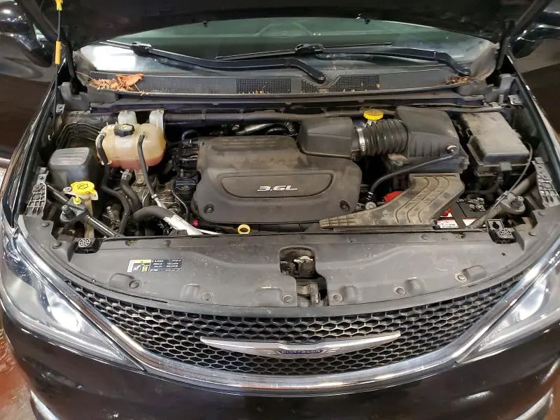 2017 CHRYSLER PACIFICA TOURING L  