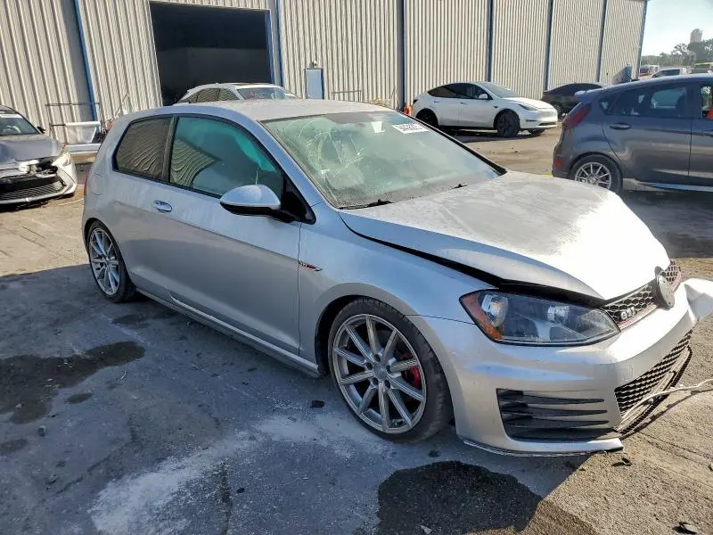 2016 VOLKSWAGEN GTI S/SE  