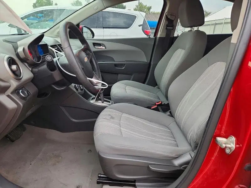 2014 CHEVROLET SONIC LT  