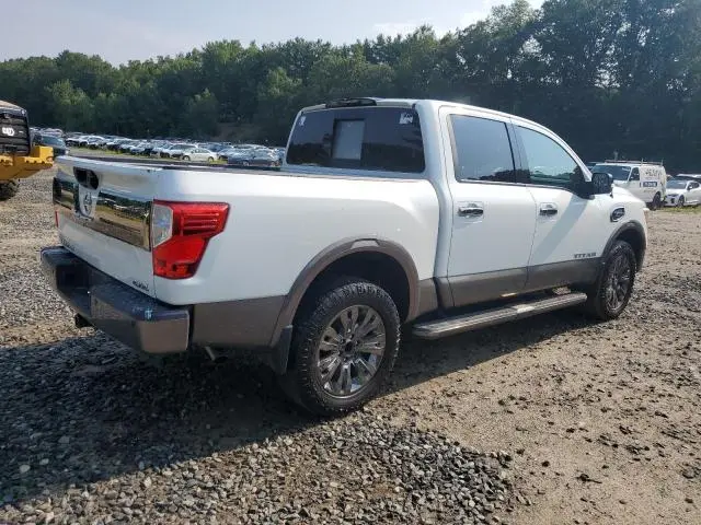 2017 NISSAN TITAN SV  