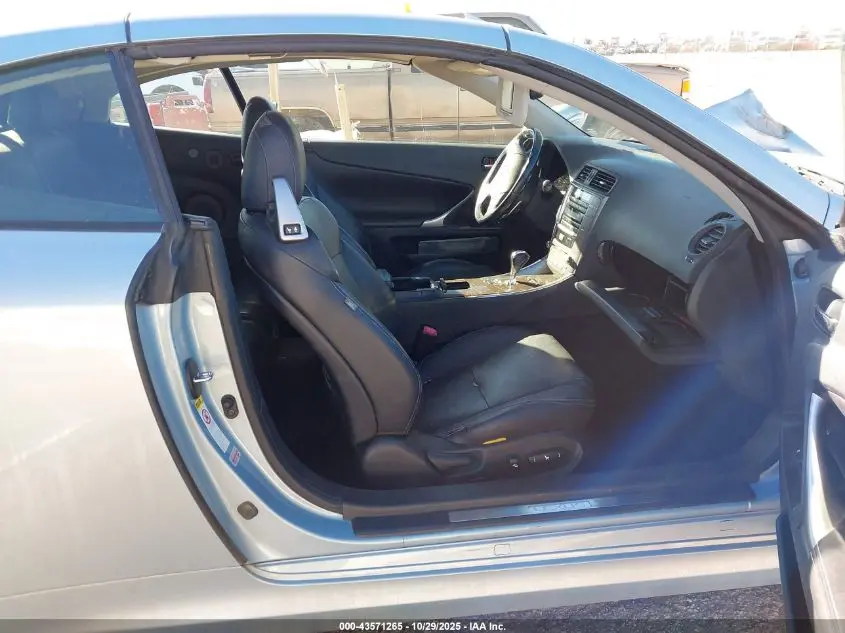 2010 LEXUS IS 250C  