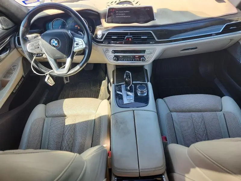 2016 BMW 750 XI  