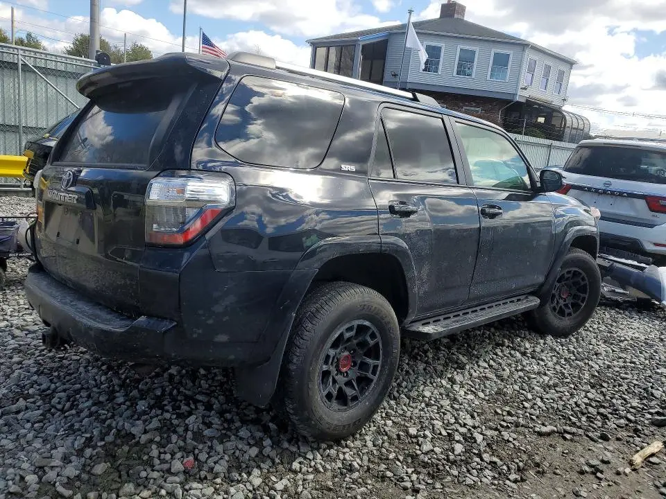 2022 TOYOTA 4RUNNER SR5 PREMIUM  