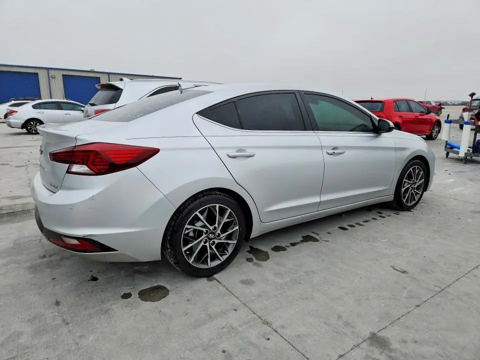 2019 HYUNDAI ELANTRA LIMITED  