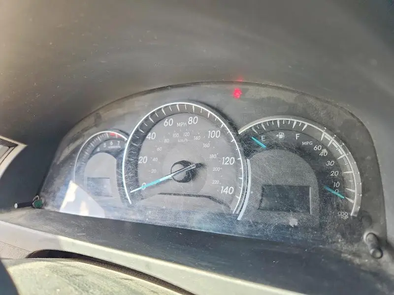 2012 TOYOTA CAMRY XLE  