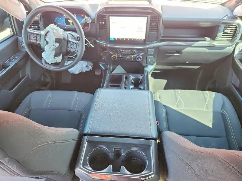 2025 FORD F150 STX  