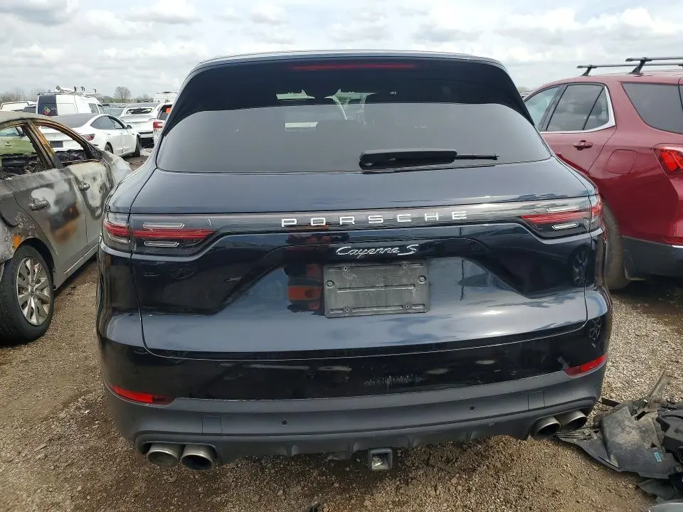 2019 PORSCHE CAYENNE S  