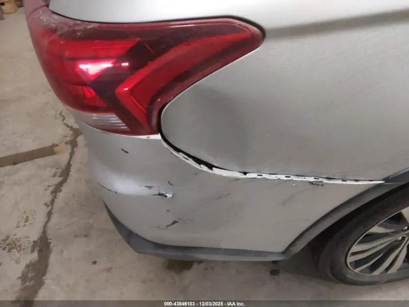 2019 MITSUBISHI OUTLANDER SE