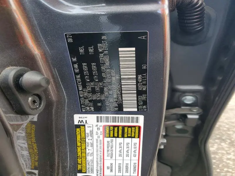 2021 TOYOTA HIGHLANDER HYBRID XLE  
