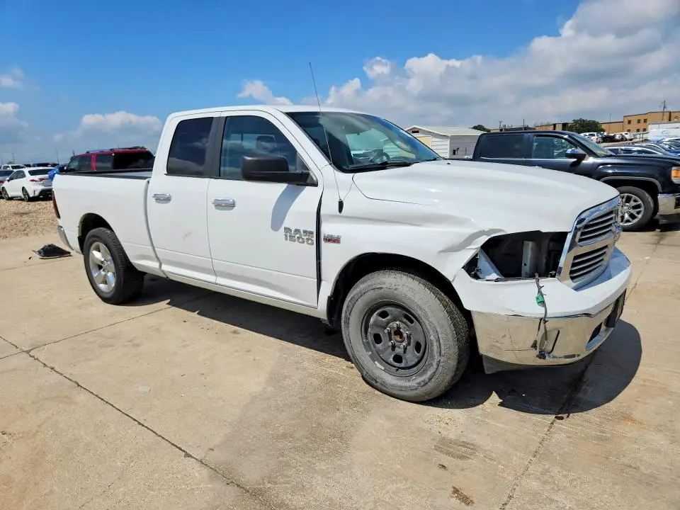 2013 RAM 1500 SLT  