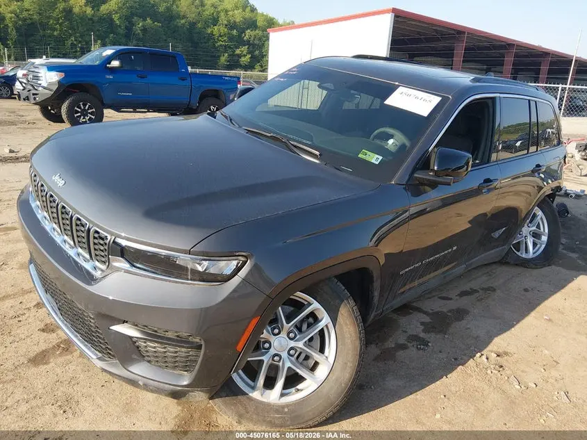 2025 JEEP GRAND CHEROKEE LAREDO X 4X4