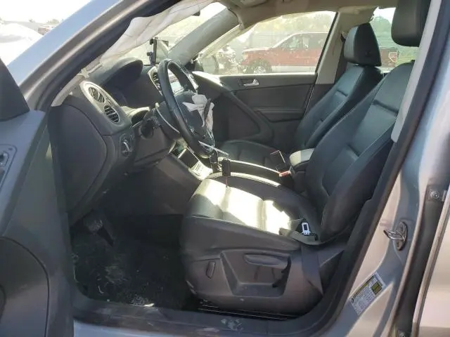 2014 VOLKSWAGEN TIGUAN S  