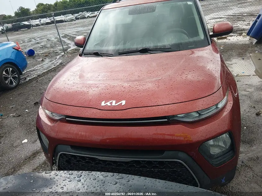 2022 KIA SOUL LX