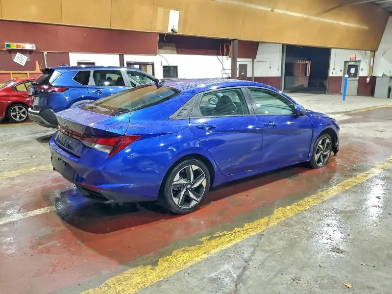 2023 HYUNDAI ELANTRA SEL  