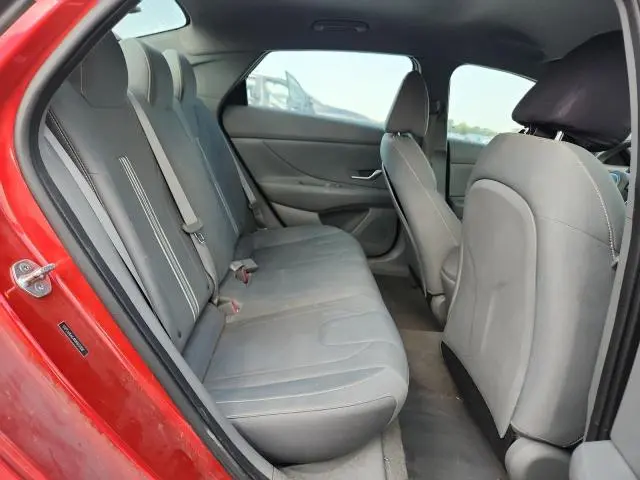 2021 HYUNDAI ELANTRA SEL  