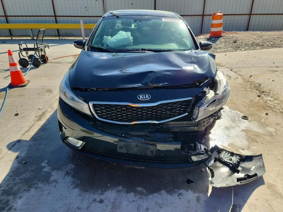 2017 KIA FORTE S  