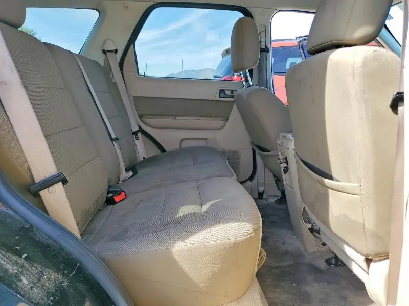 2010 FORD ESCAPE XLT  