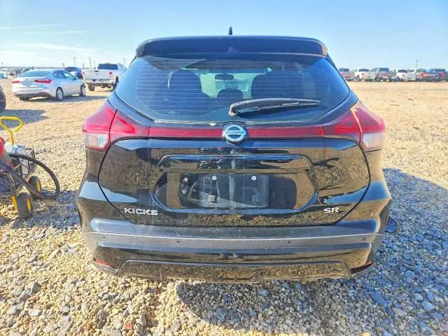 2021 NISSAN KICKS SR  