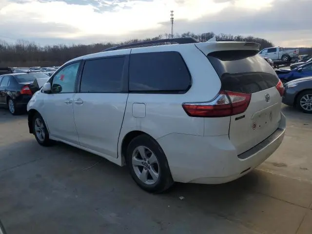 2019 TOYOTA SIENNA LE