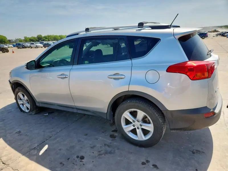 2014 TOYOTA RAV4 XLE  