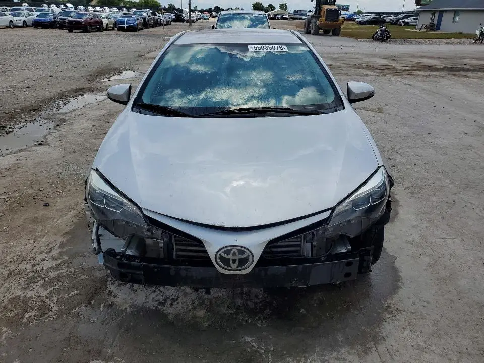 2018 TOYOTA COROLLA SE  