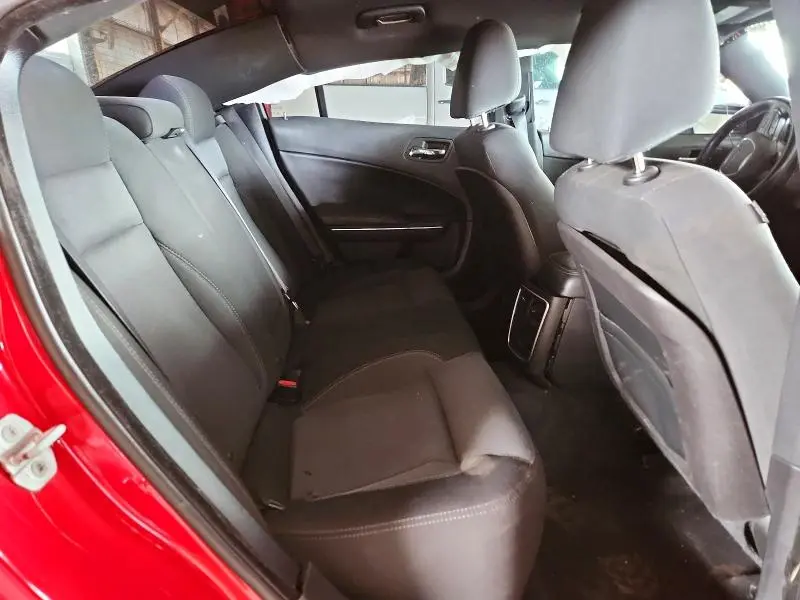 2016 DODGE CHARGER SE  