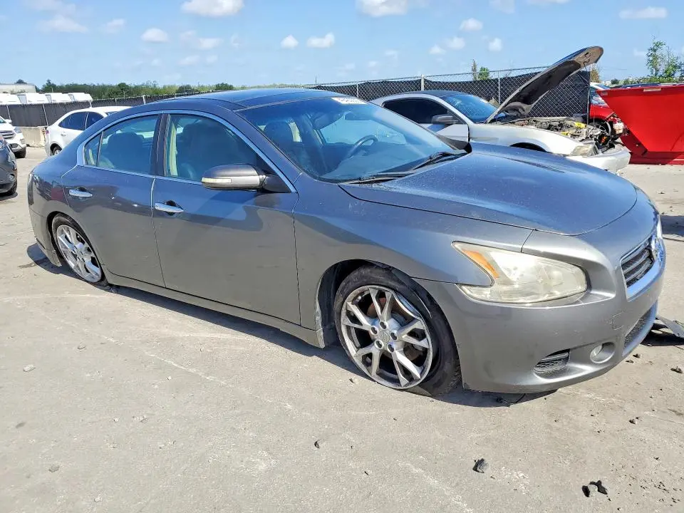 2014 NISSAN MAXIMA 3.5 SV  