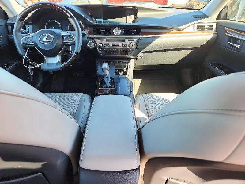 2017 LEXUS ES 350  
