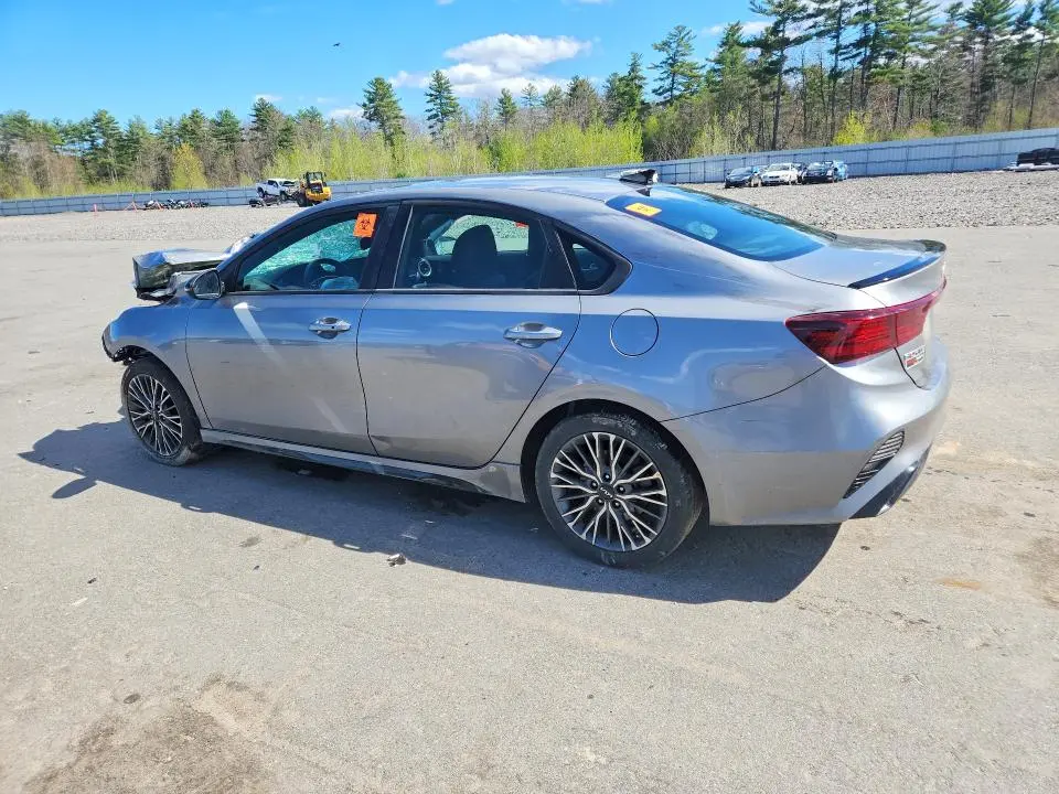 2024 KIA FORTE GT LINE  