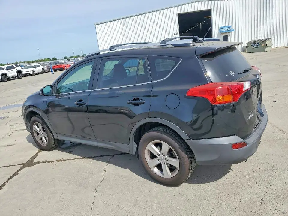 2014 TOYOTA RAV4 XLE  
