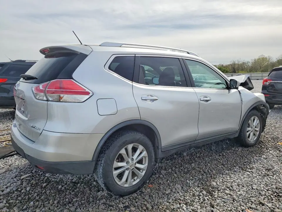 2015 NISSAN ROGUE SV  