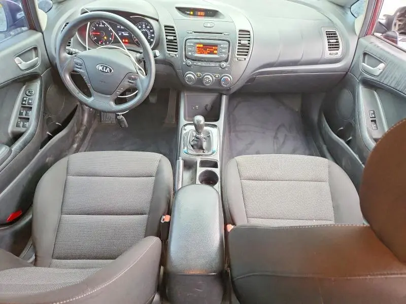 2017 KIA FORTE LX  