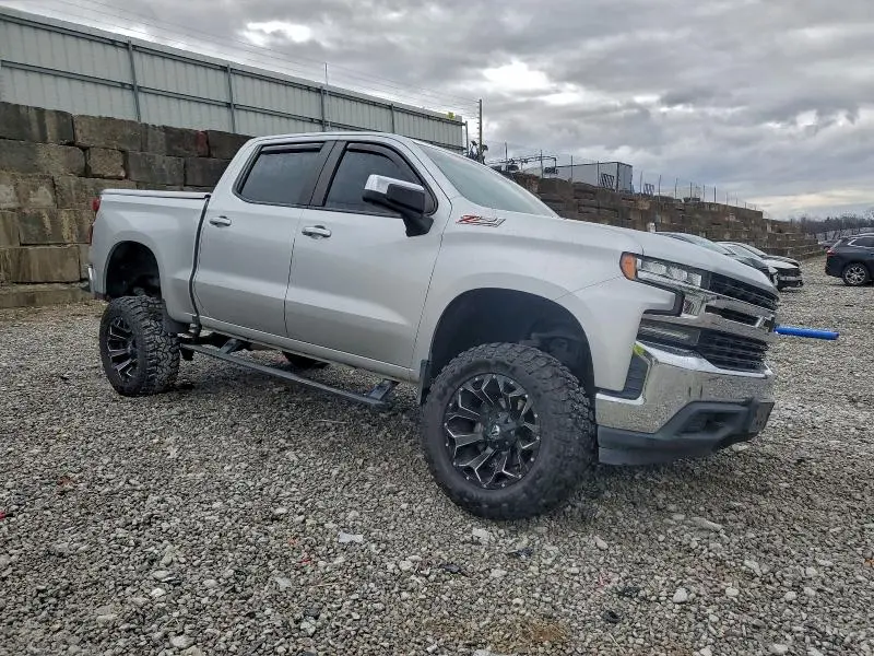 2020 CHEVROLET SILVERADO K1500 LT  